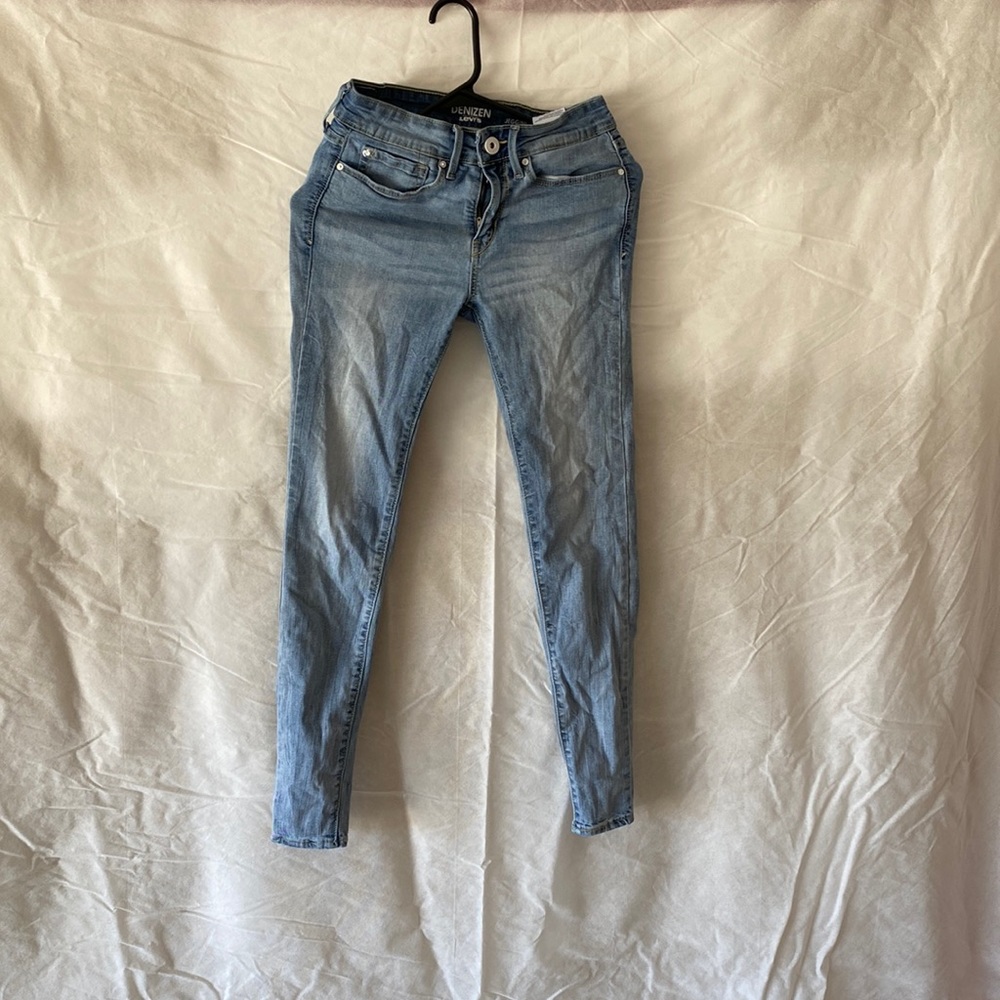 Levi Blue Jeans